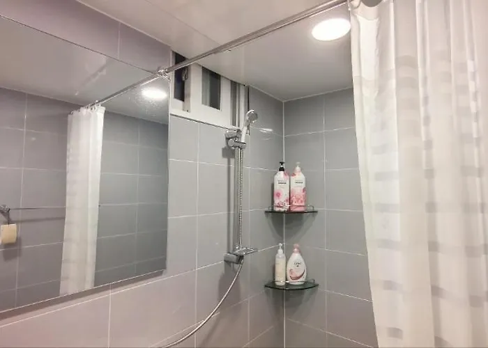 Appartement Melbie House - 4beds, Party, Game Room, Board Game, Ott